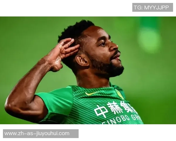 中国足球罕见无槽点球星崛起,实力与人气双赢引发广泛关注 中国足球罕见无槽点球星崛起,实力与人气双赢引发广泛关注